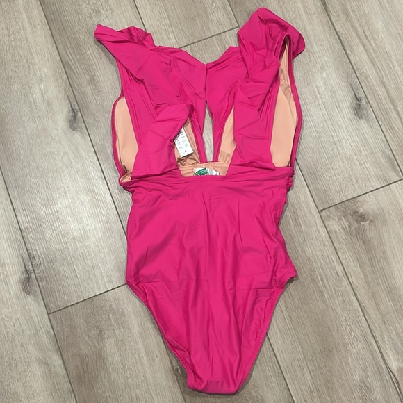 NWT J.Crew Ruched Ruffle One-Piece Swimsuit - Picture 4 of 9